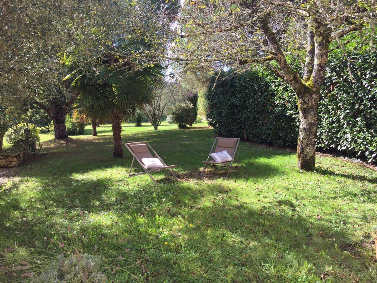 Gite Le Domaine Aubazen La Chapelle-Aubareil Εξωτερικό φωτογραφία